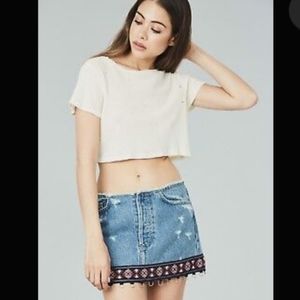 CARMAR BLUE RAW WAISTBAND DEMIN MINI SKIRT, SIZE 26